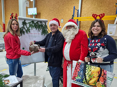 Nikolaus-Spendenaktion bei Hettich in Kirchlengern. Foto: Hettich
